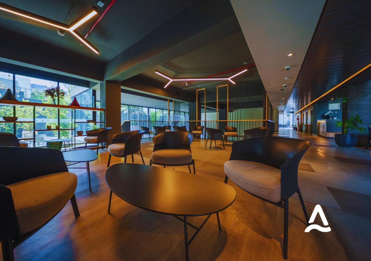 圣地亚哥 Almasur Providencia酒店 外观 照片